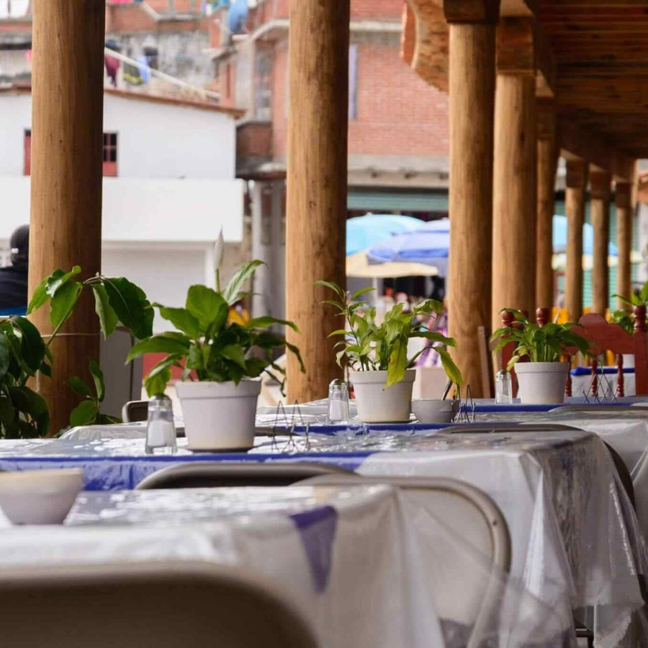 https://zakahadvisor.org/wp-content/uploads/2017/10/restaurant-mexican-17-1280x1280.jpg