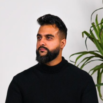 https://zakahadvisor.org/wp-content/uploads/2024/02/Areeb-Bajwa.jpg